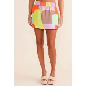 NEW S'EDGE leslie short